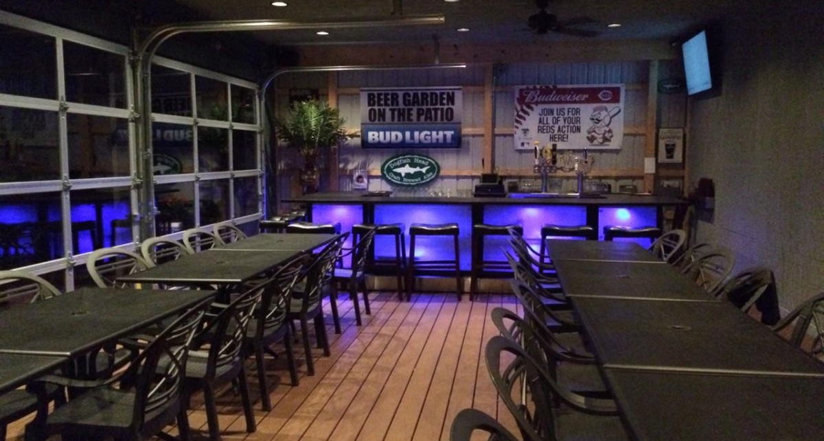 Places To Eat Visit Springfield Ohio The Tavernette