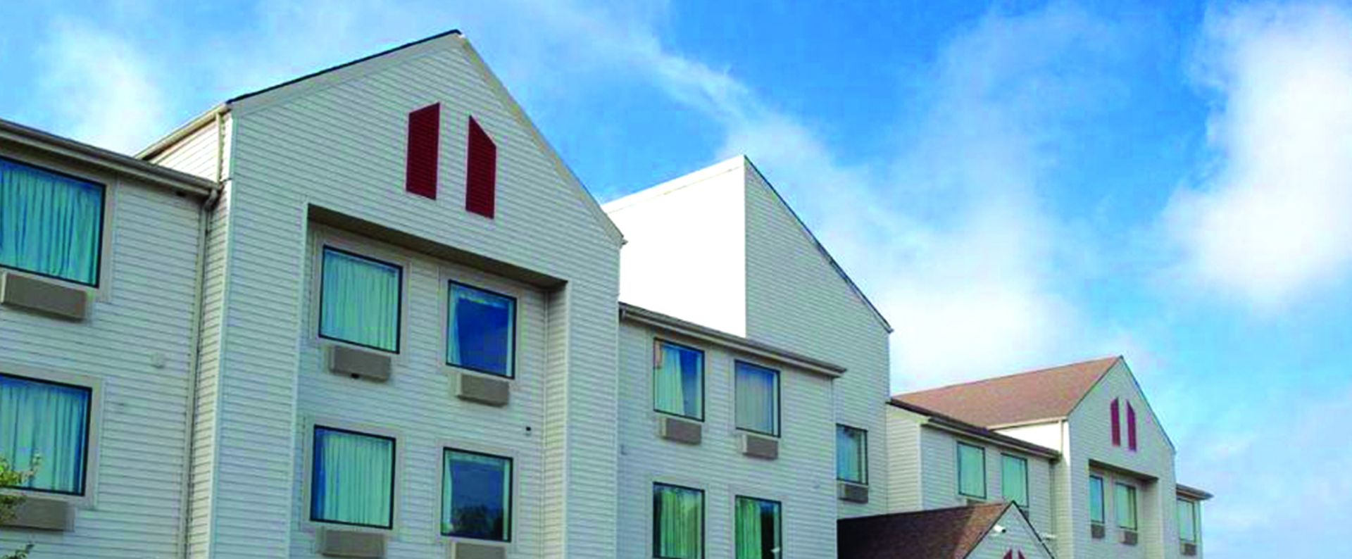 Red roof inn springfield oh When you stay at Red Roof Inn Springfield, OH in Springfield, you'll be near the airport, within a 5-minute drive of Clark State Community College and Hartman Rock Garden. This hotel is mi ( km) from Clark State Performing Arts Center and mi (4 km) from Heritage Center of Clark County.4/5(33).